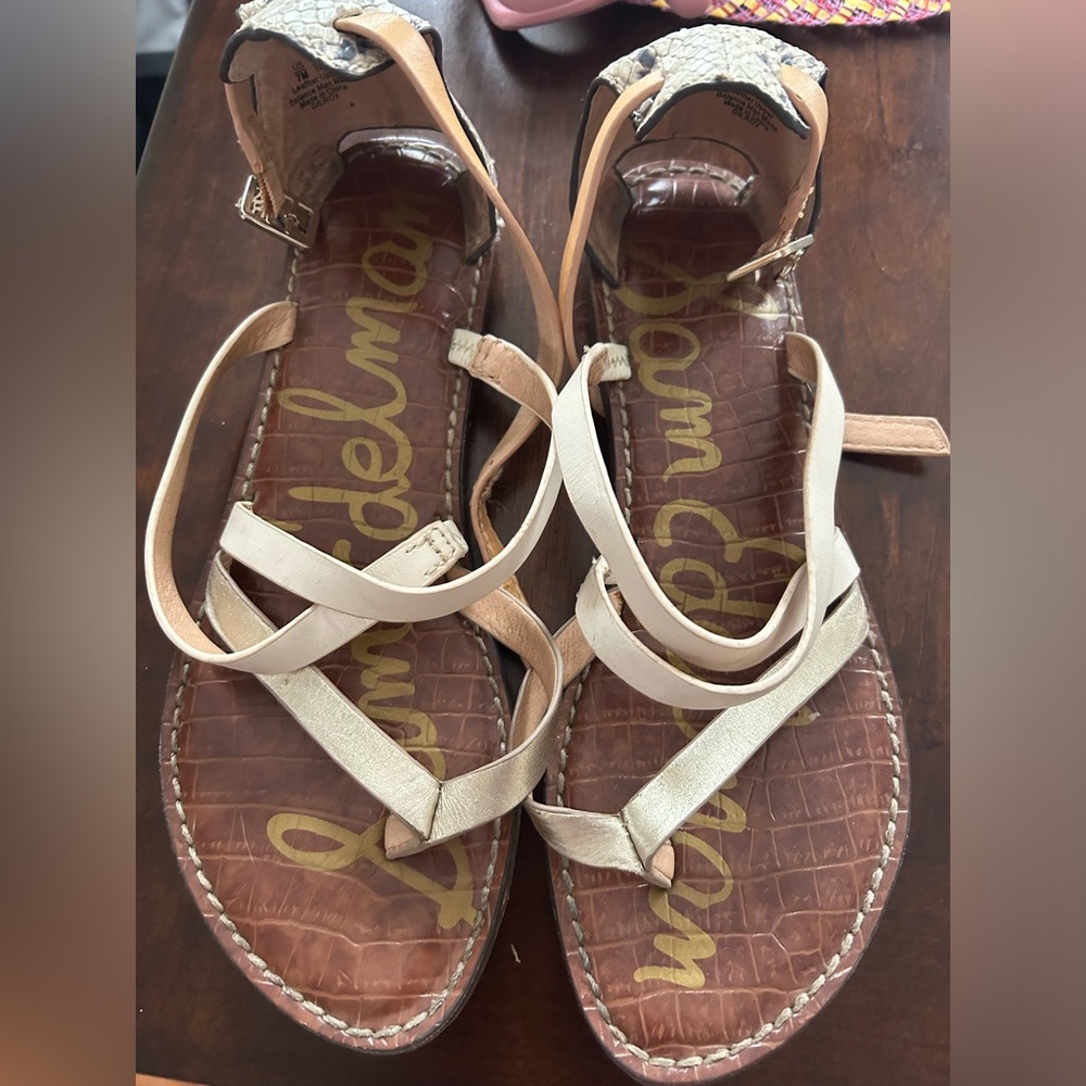 Sam Edelman flat sandals size 7